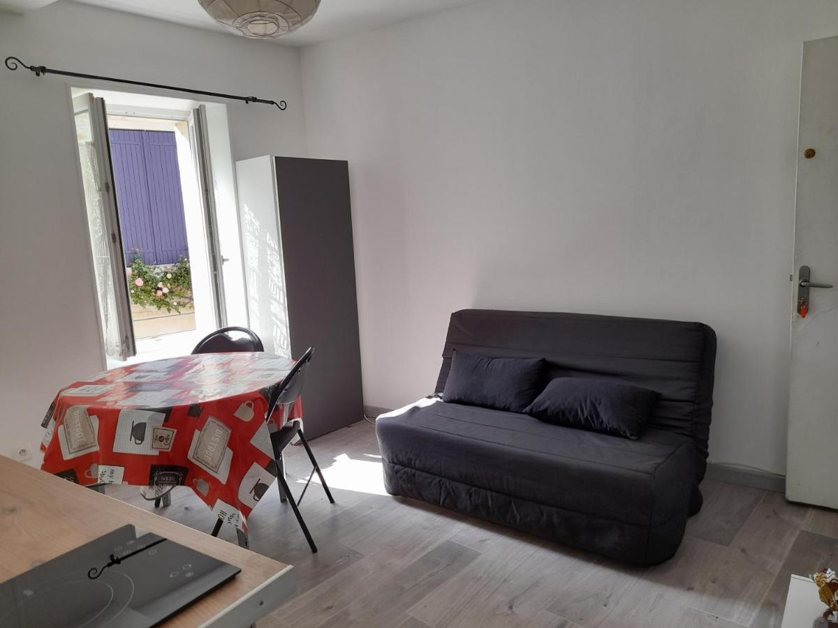 Promo F2 Wifi Courseulles Sur Mer Exterior foto